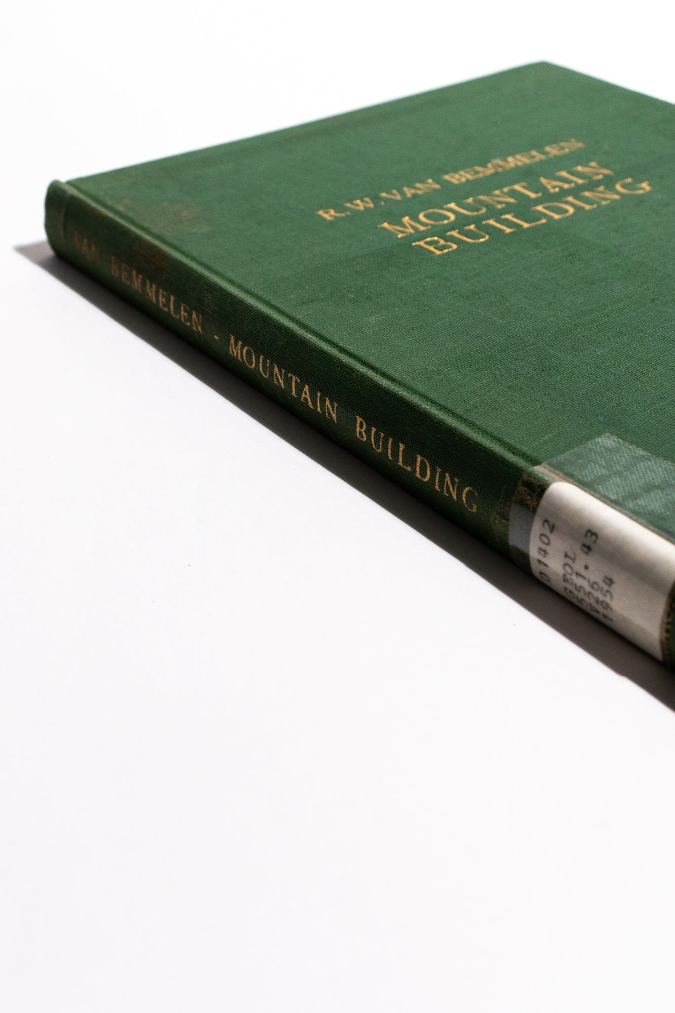Mountain Building: A Study Primarily Based on Indonesia Region of the World's Most Active Crustal Deformations - Books from Stemcell Science Shop