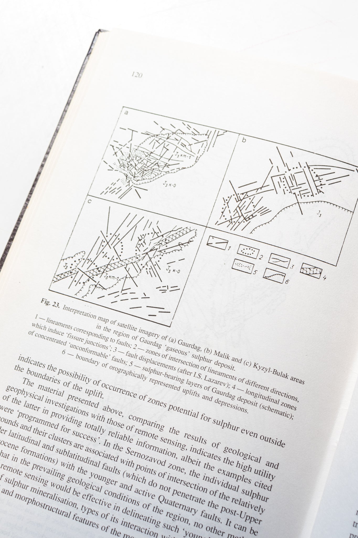 Remote Sensing Methods in Studying Tectonic Fractures in Oil and Gas Bearing Formations - Books from Stemcell Science Shop
