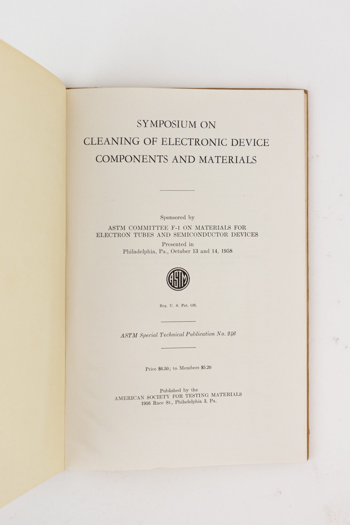 Symposium on Cleaning of Electronic Device Components and Materials - Books from Stemcell Science Shop