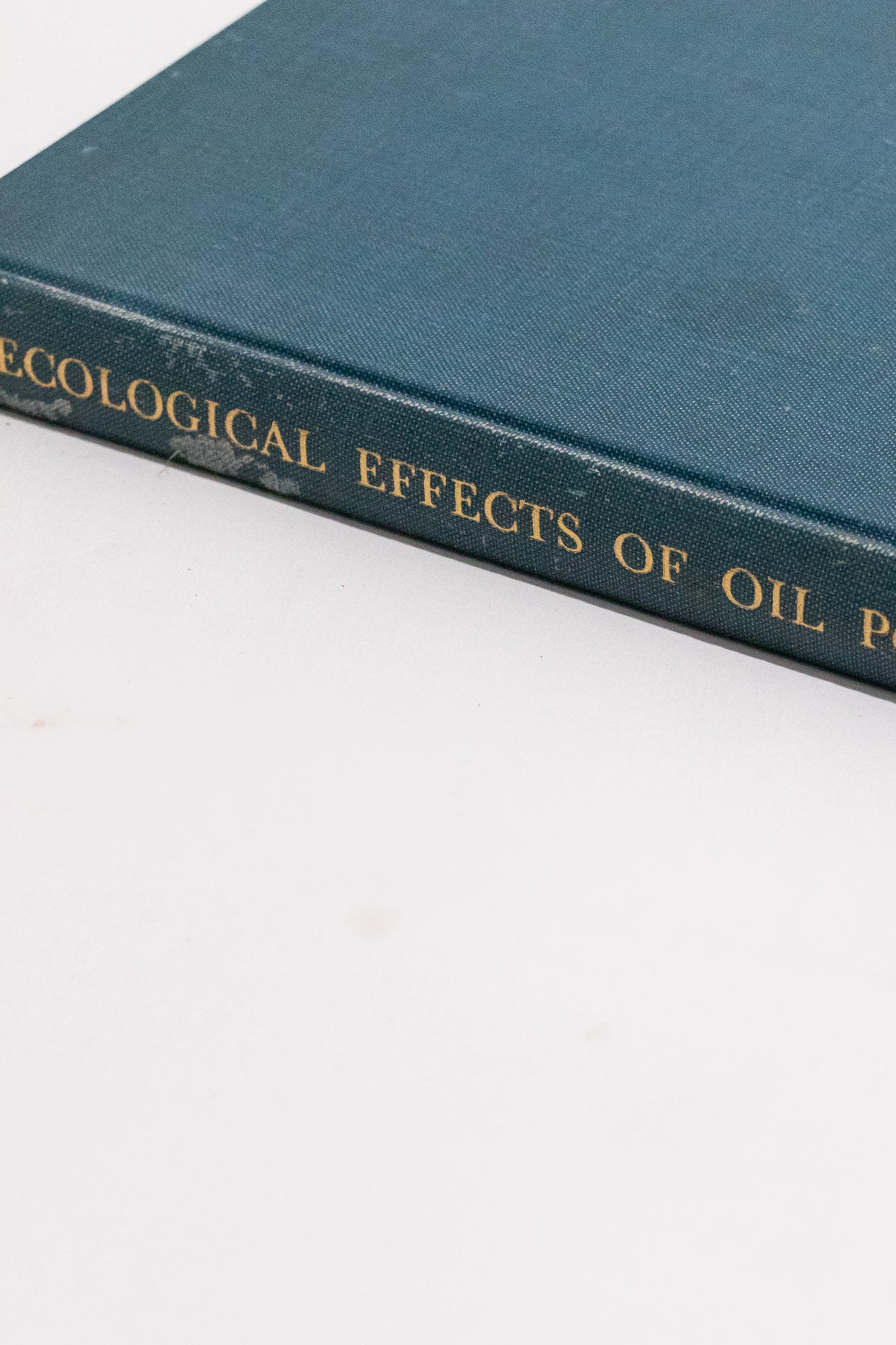The Ecological Effects of Oil Pollution on Littoral Communities - Books from Stemcell Science Shop