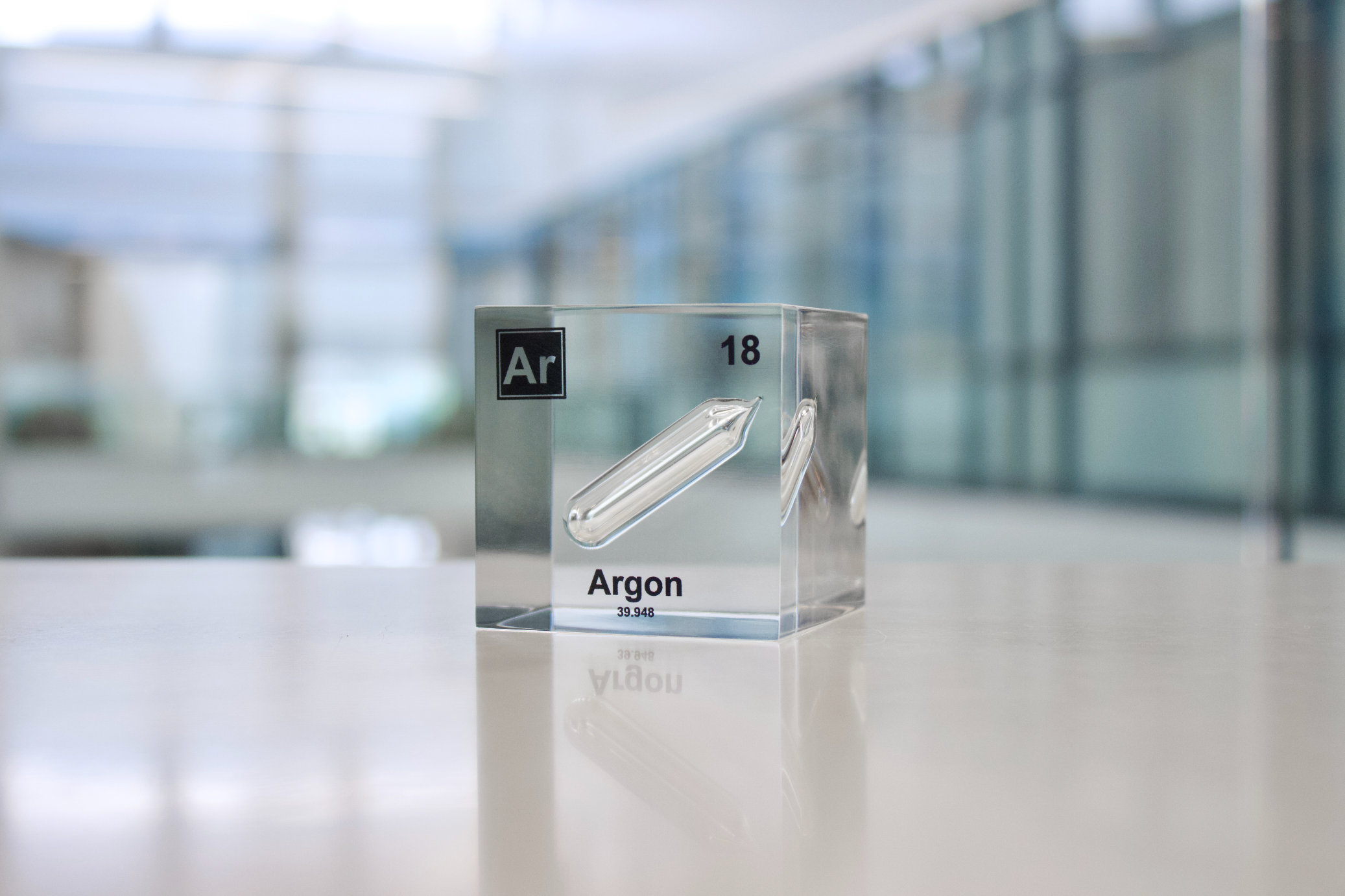 Argon Element Cube - 2" Acrylic Display - Atomic Number 18