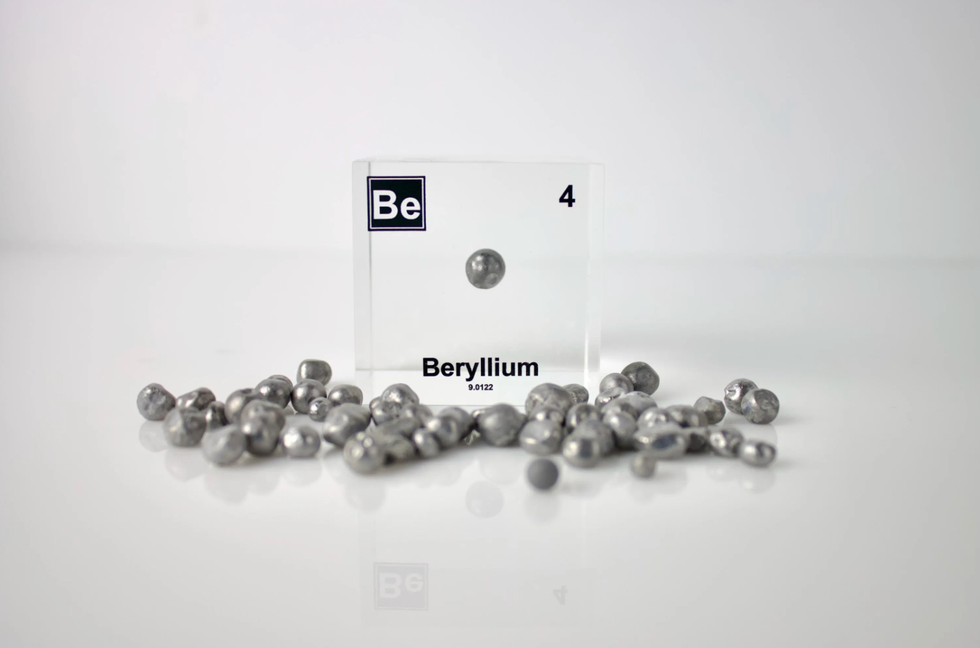 Beryllium Element Cube - 2" Acrylic Display - Atomic Number 4
