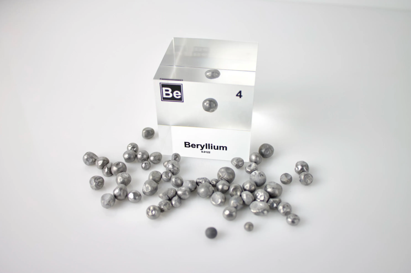 Beryllium Element Cube - 2" Acrylic Display - Atomic Number 4
