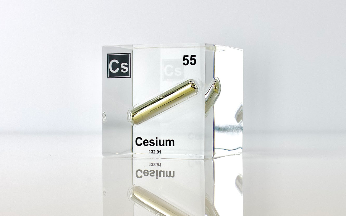 Cesium Element Cube - 2" Acrylic Display - Atomic Number 55