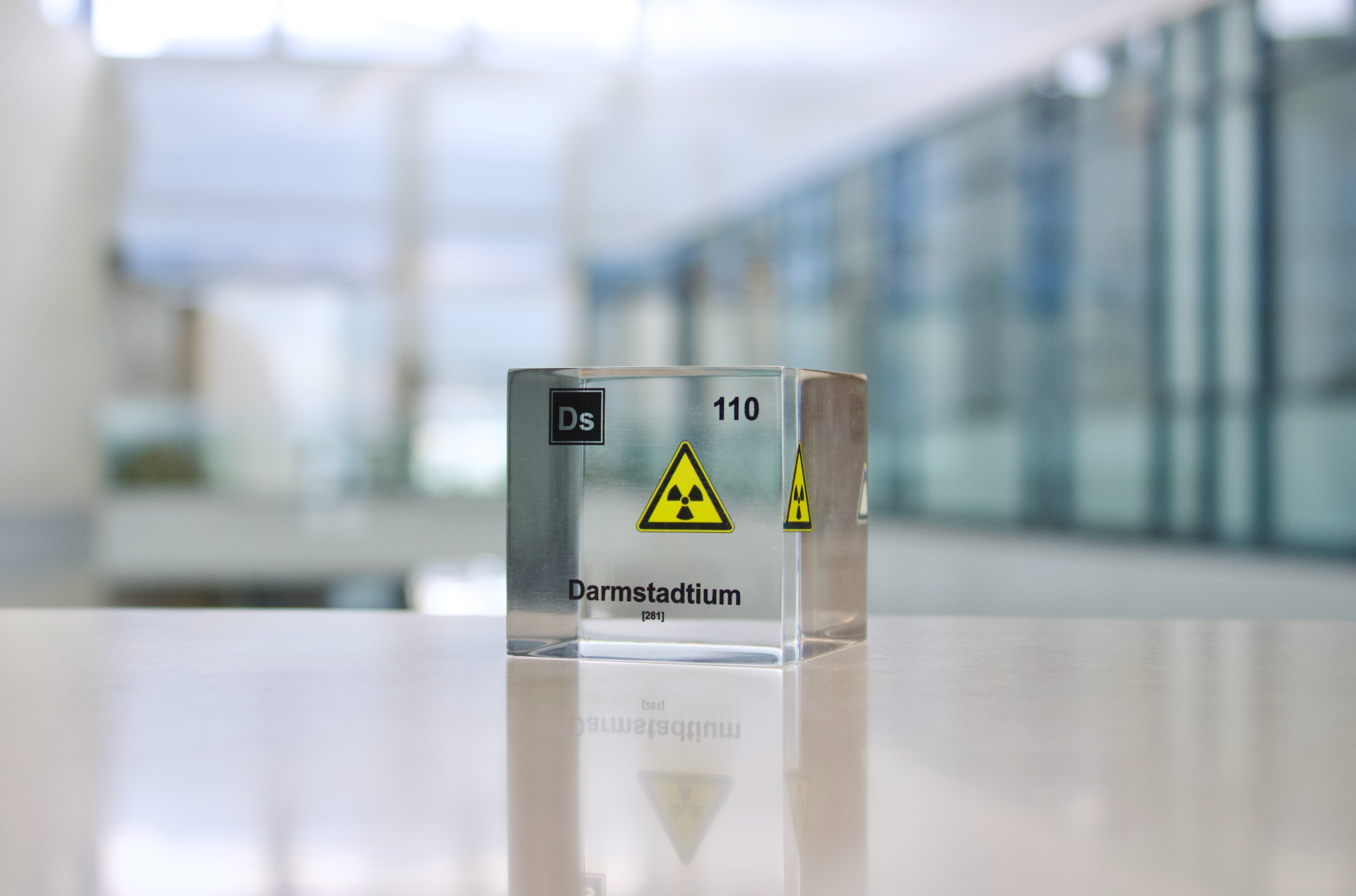 Darmstadtium Element Cube - 2" Acrylic Display - Atomic Number 110