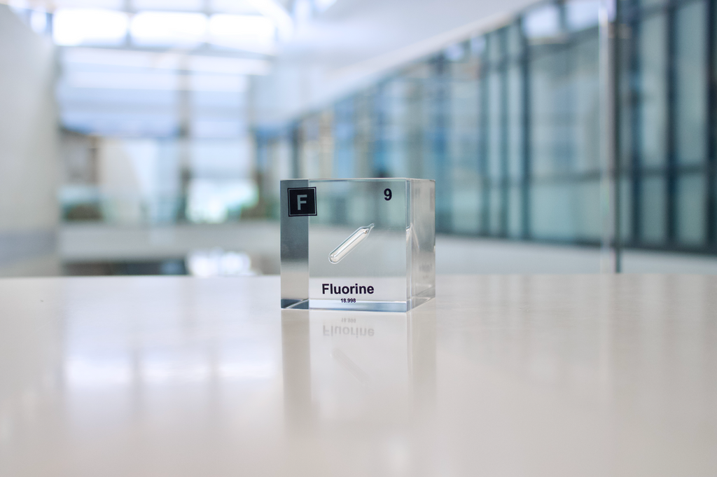 Fluorine Element Cube - 2" Acrylic Display - Atomic Number 9