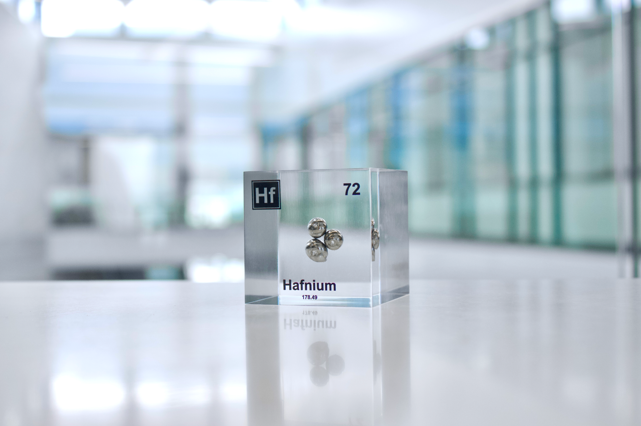 Hafnium Element Cube - 2" Acrylic Display - Atomic Number 72
