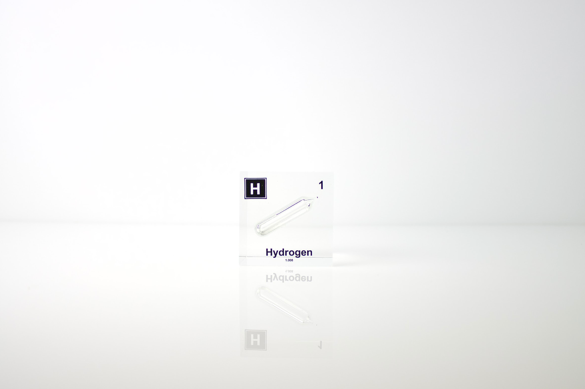Hydrogen Element Cube - 2" Acrylic Display - Atomic Number 1