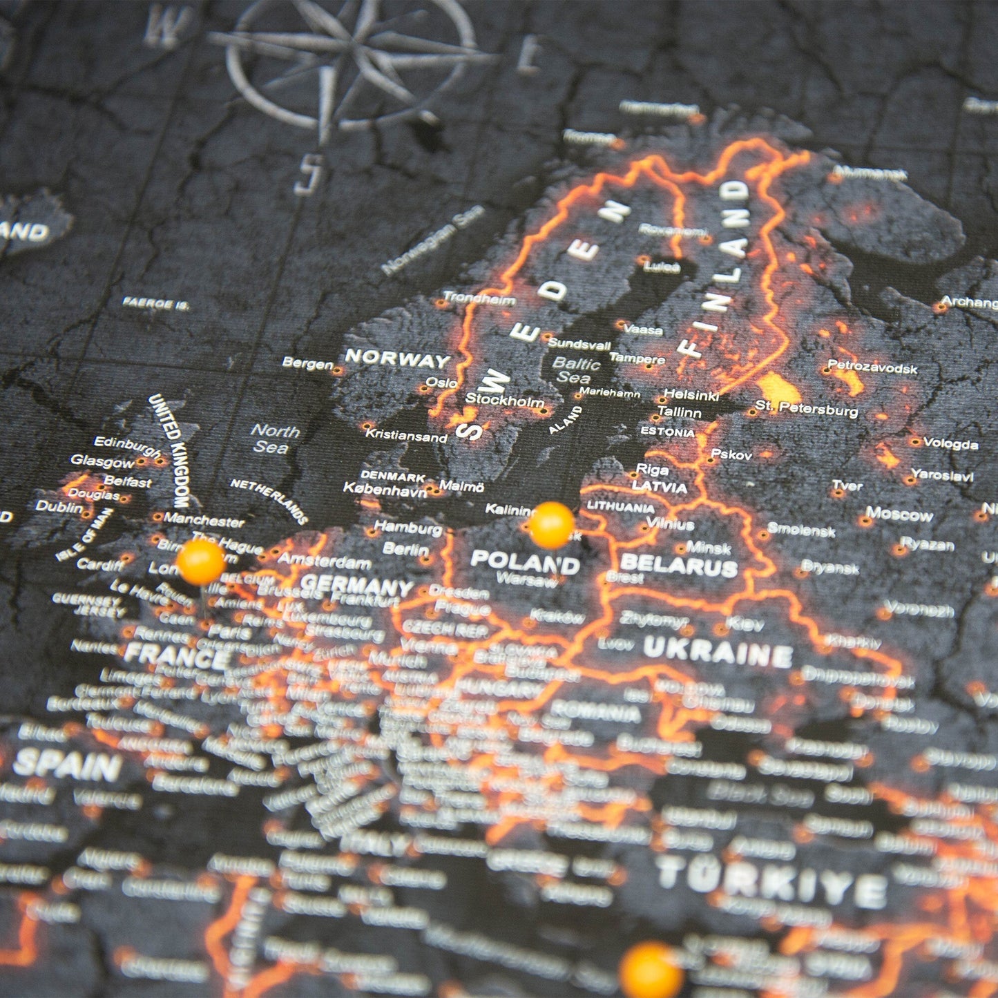 Push Pin World Map: Obsidian (Pins Included)