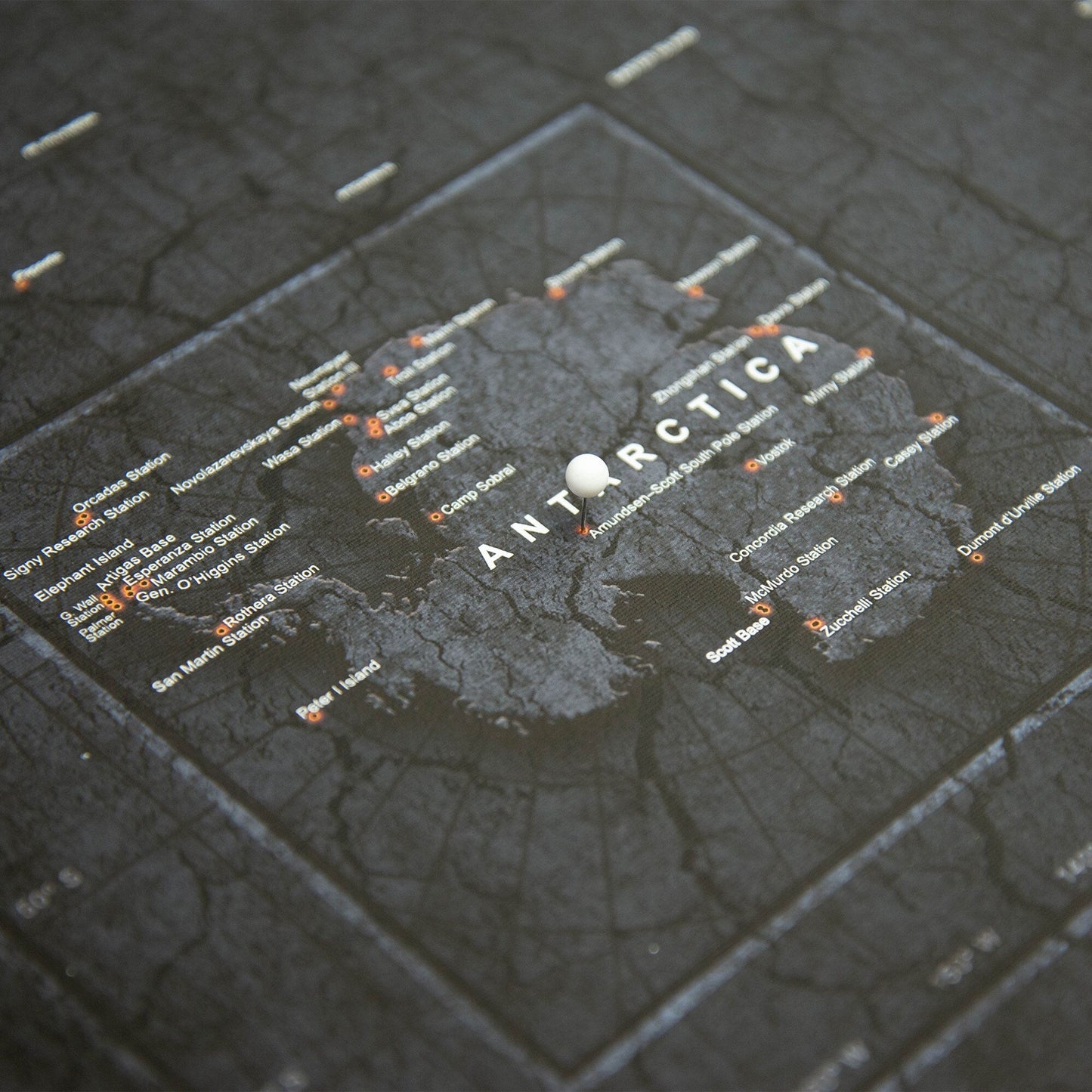 Push Pin World Map: Obsidian (Pins Included)