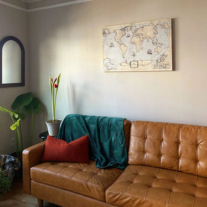 Push Pin World Map: Rustic Vintage (Pins Included)