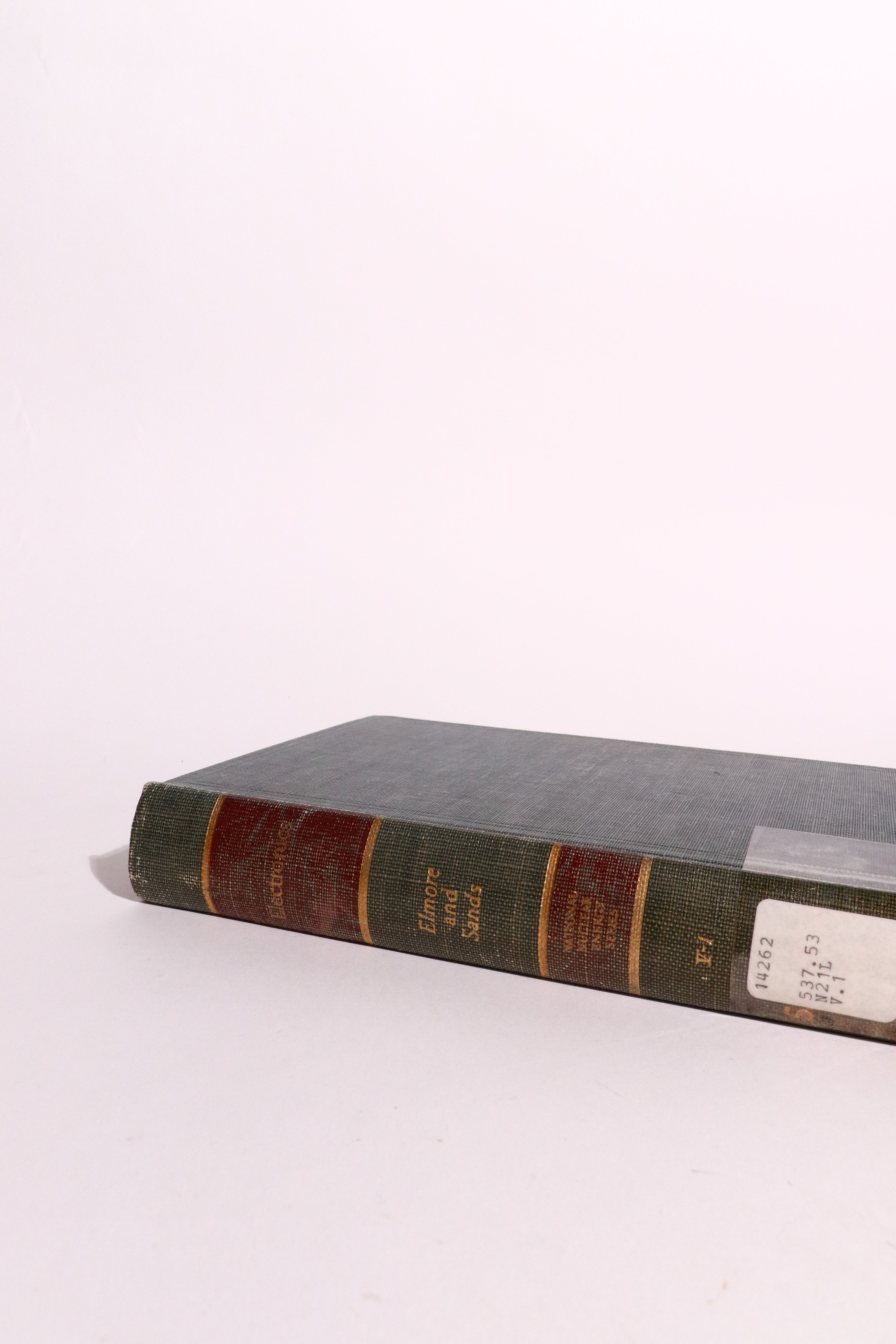 Electronics: Experimental Techniques, First Edition
