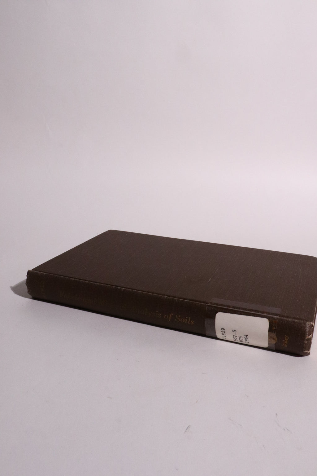 Fabric and Mineral Analysis of Soils — Roy Brewer (First Edition, 1964)