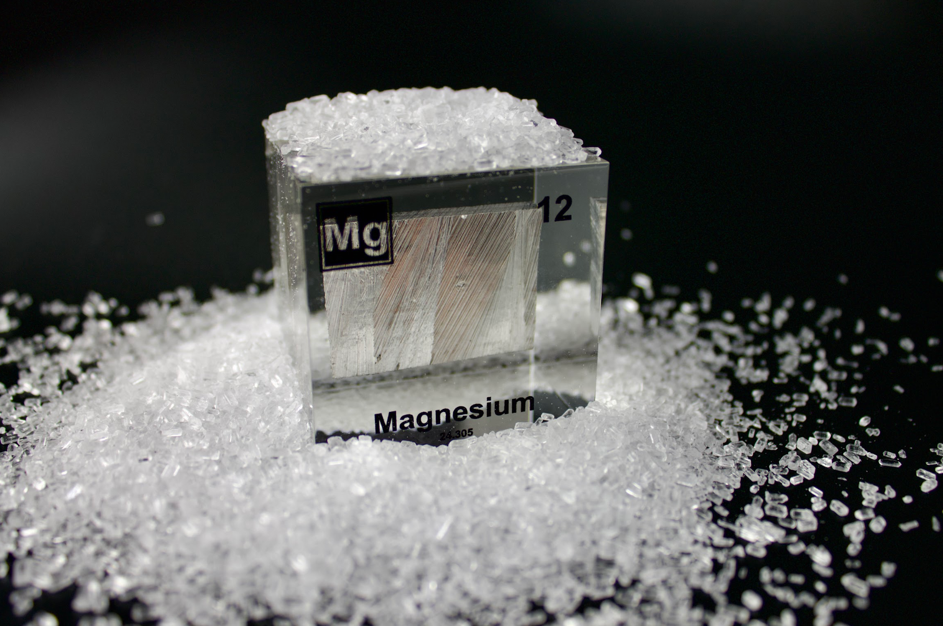Magnesium Element Cube - 2" Acrylic Display - Atomic Number 12