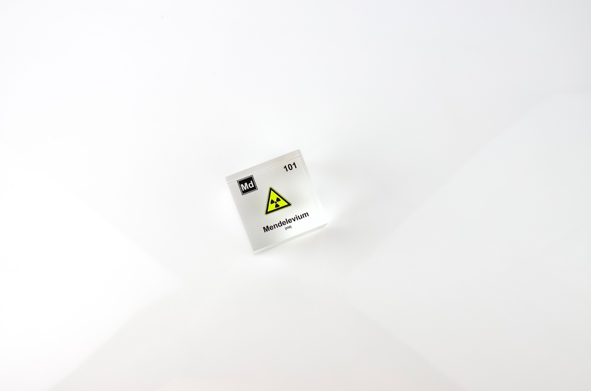 Mendelevium Element Cube - 2" Acrylic Display - Atomic Number 101