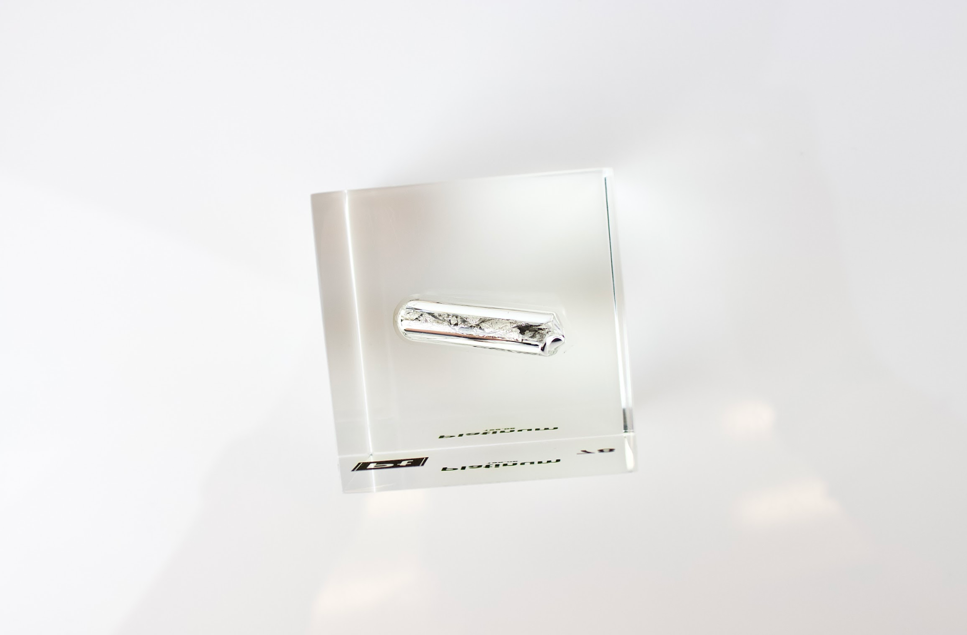 Platinum Element Cube - 2" Acrylic Display - Atomic Number 78