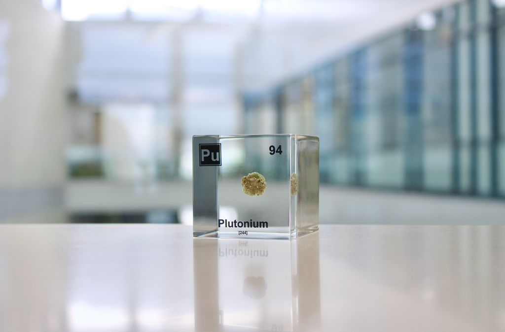 Plutonium (Trinitite) Element Cube - 2" Acrylic Display - Atomic Number 94