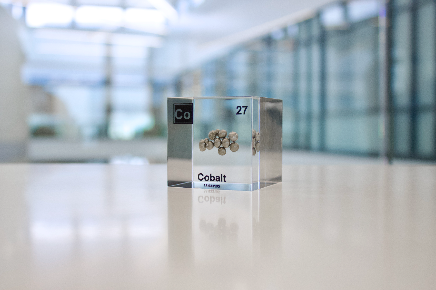 Cobalt Element Cube - 2" Acrylic Display - Atomic Number 27
