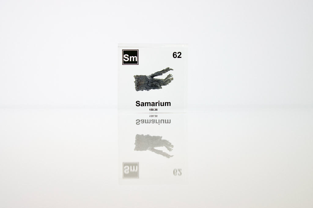 Samarium Element Cube - 2" Acrylic Display - Atomic Number 62