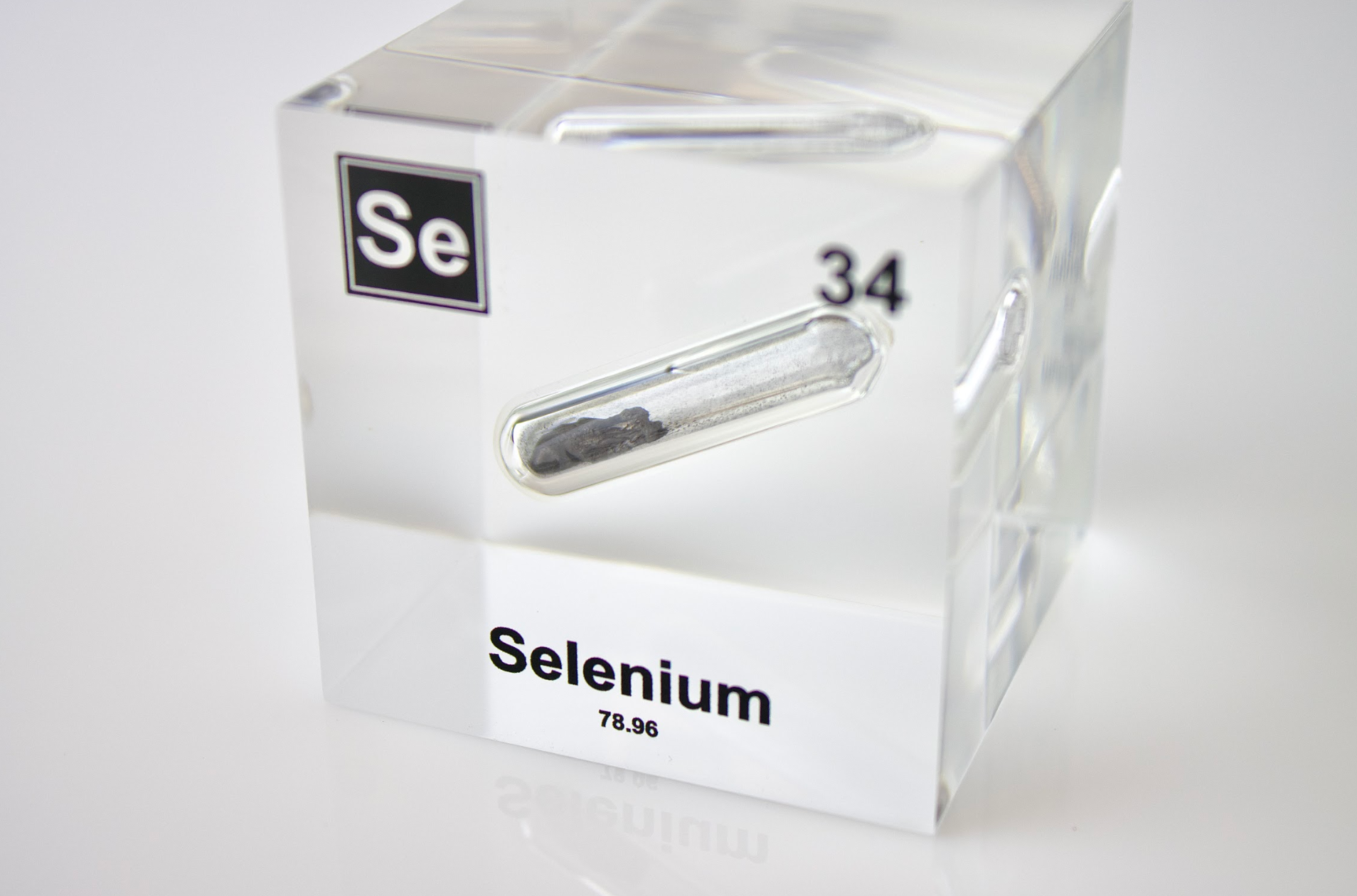 Selenium Element Cube - 2" Acrylic Display - Atomic Number 34