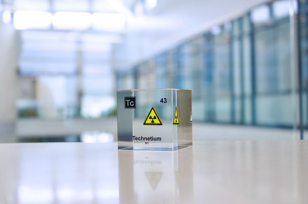 Technetium Element Cube - 2" Acrylic Display - Atomic Number 43