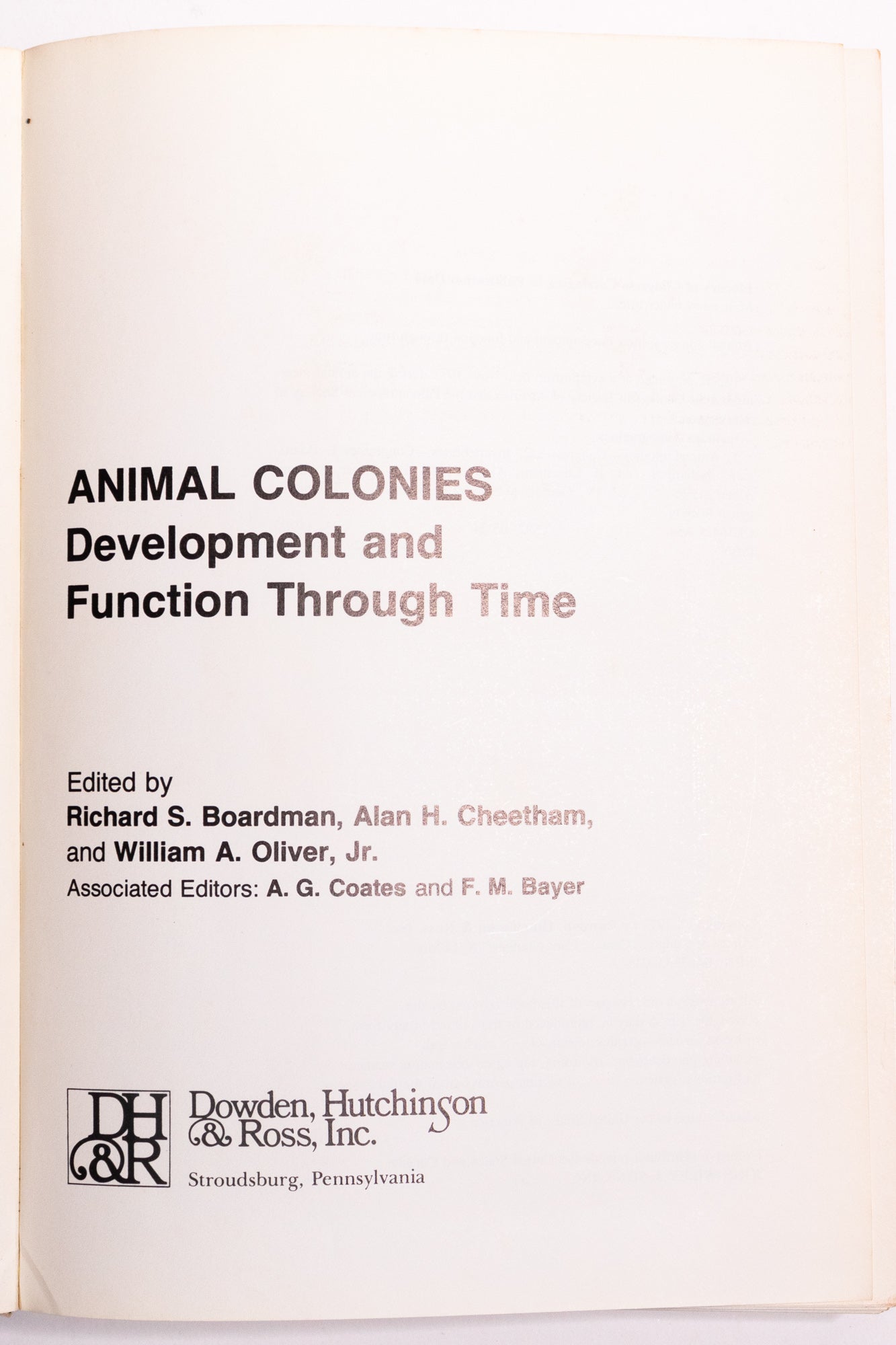 Animal Colonies: Development and Function Through Time - Books from Stemcell Science Shop