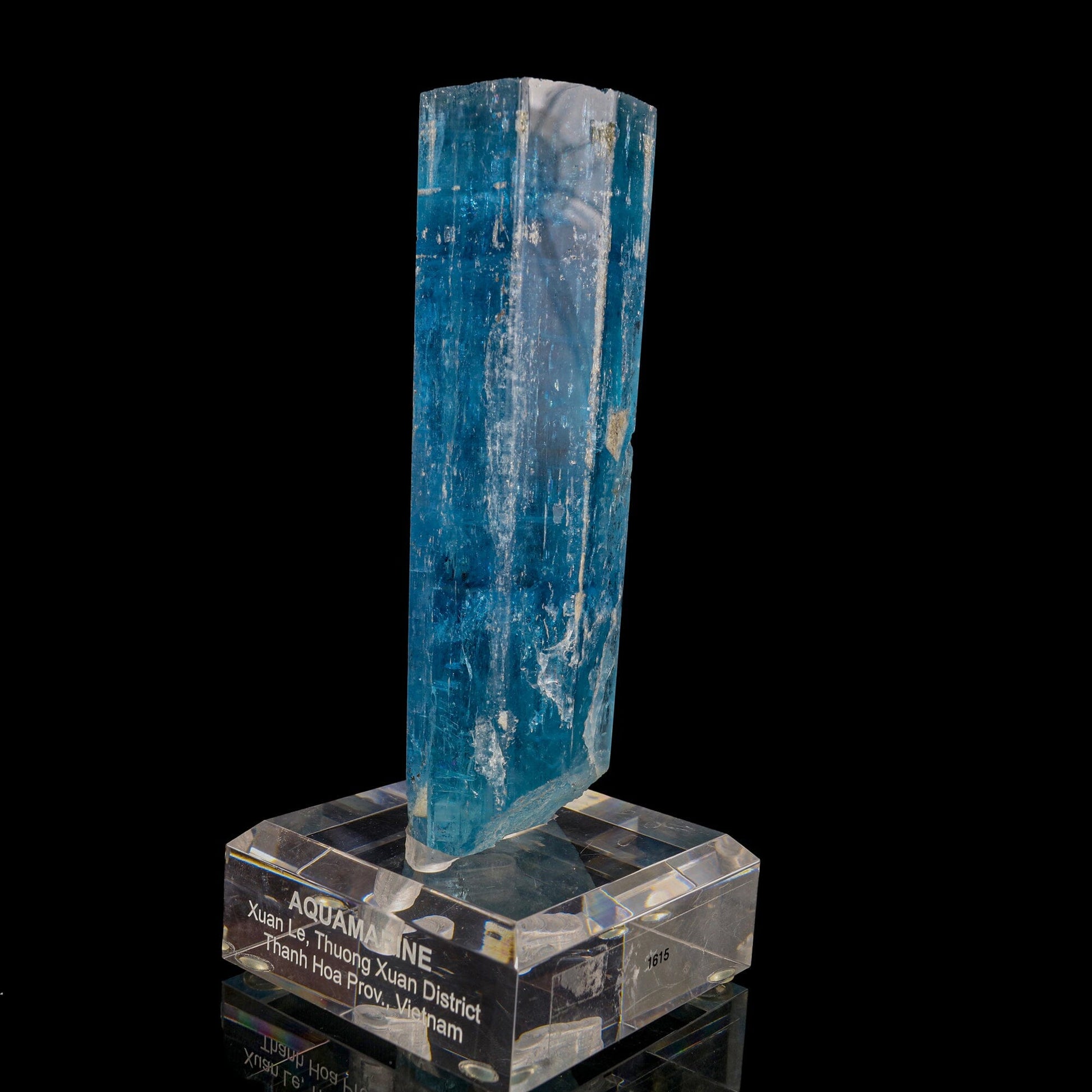 Blue Beryl var. Aquamarine Natural Mineral Specimen Museum, Default Title at Stemcell Science Shop