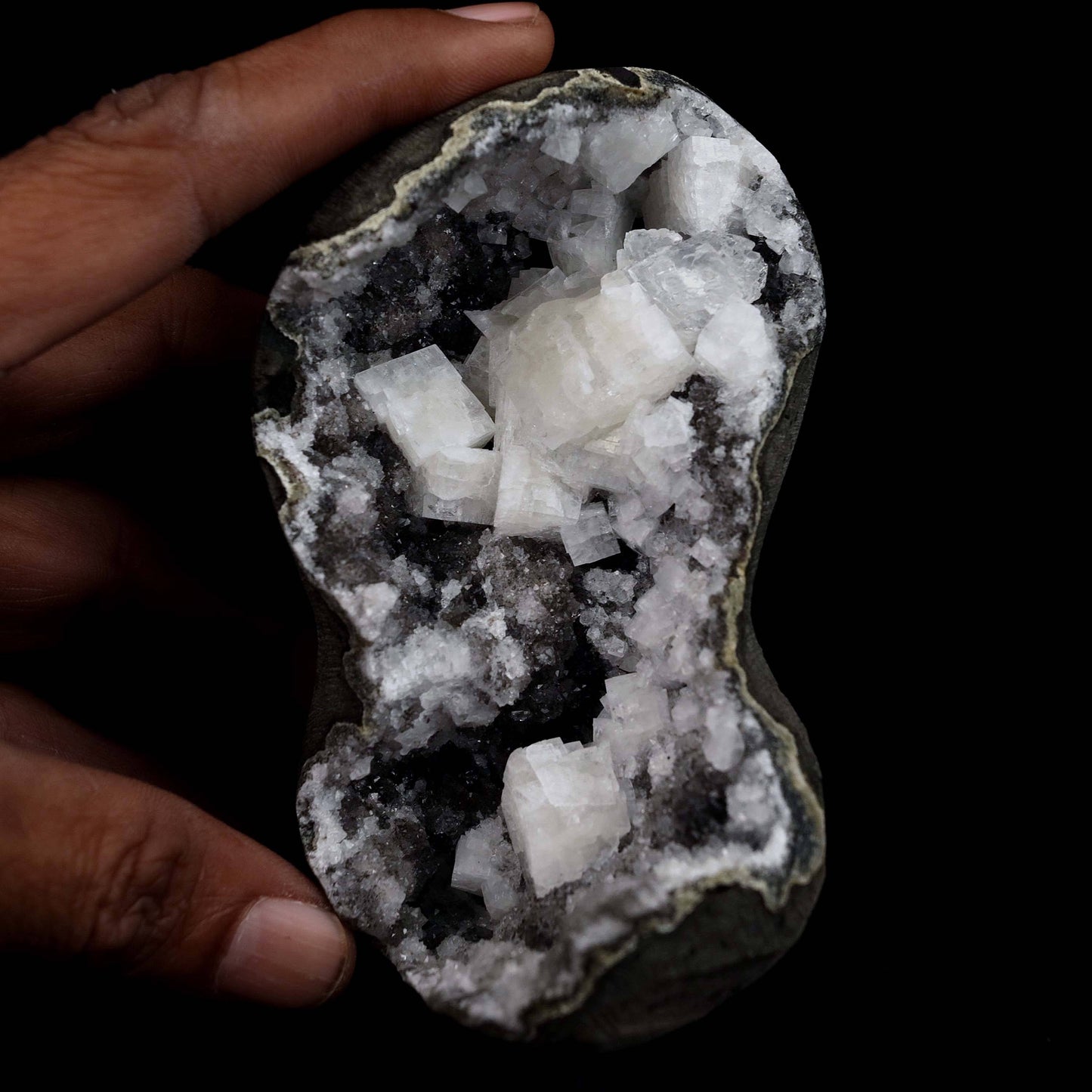 Chabazite Pesudeo Crystals inside Chalcedony Vug Natural Mineral Specimen  # B 4661