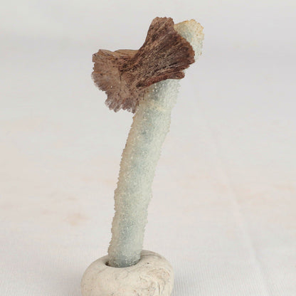 Heulandite Bow on Chalcedony Natural Mineral Specimen # B 6607