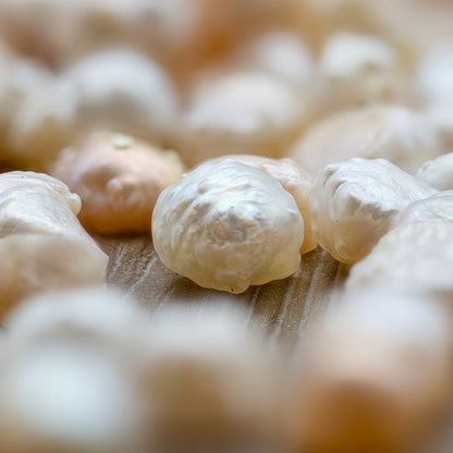 Pearl of Wisdom Pocket Treasure