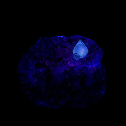 Powellite Fluorescent on Apophyllite Free Standing Natural Mineral Specimen # B 6328
