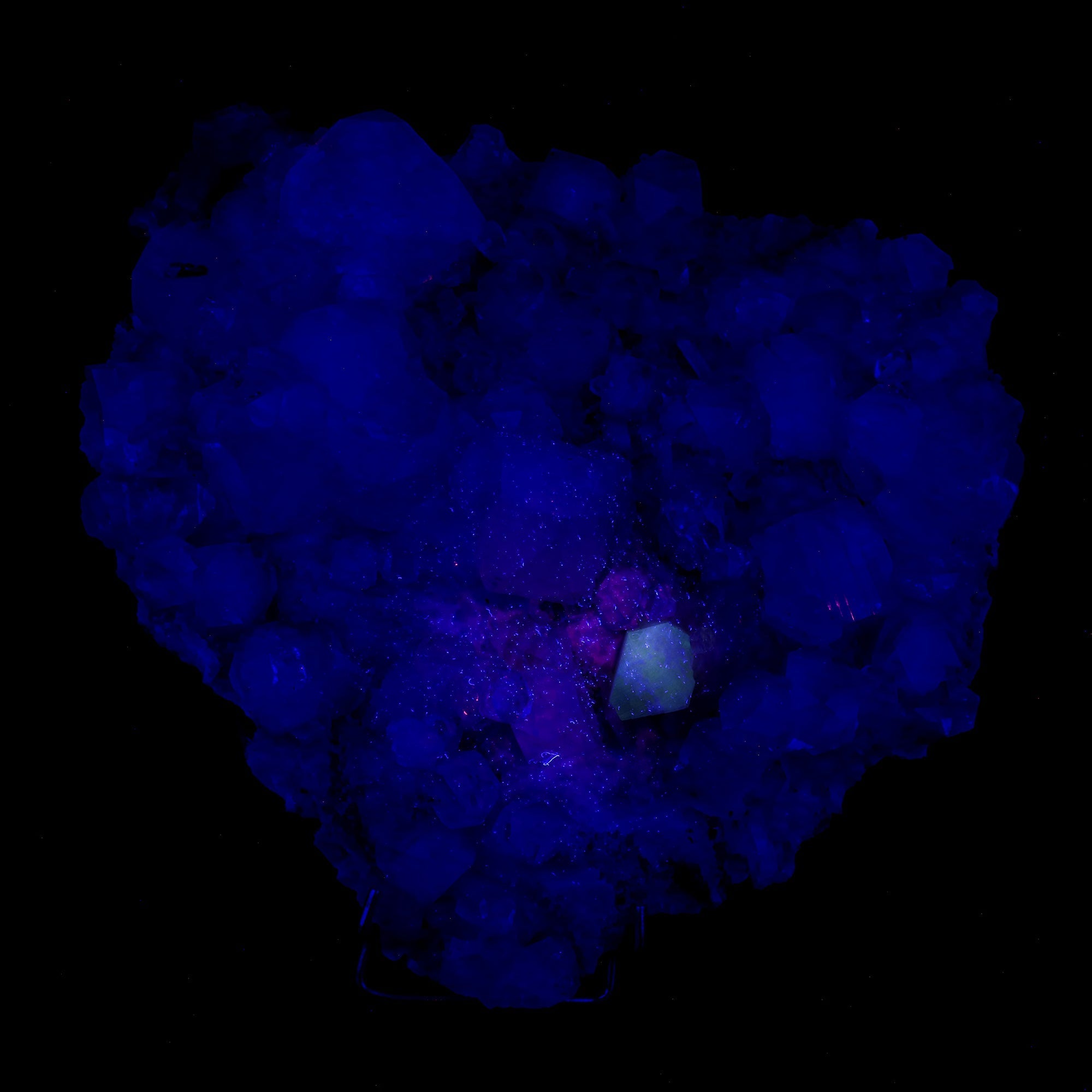 Powellite Fluorescent on Apophyllite Natural Mineral Specimen, Default Title at Stemcell Science Shop