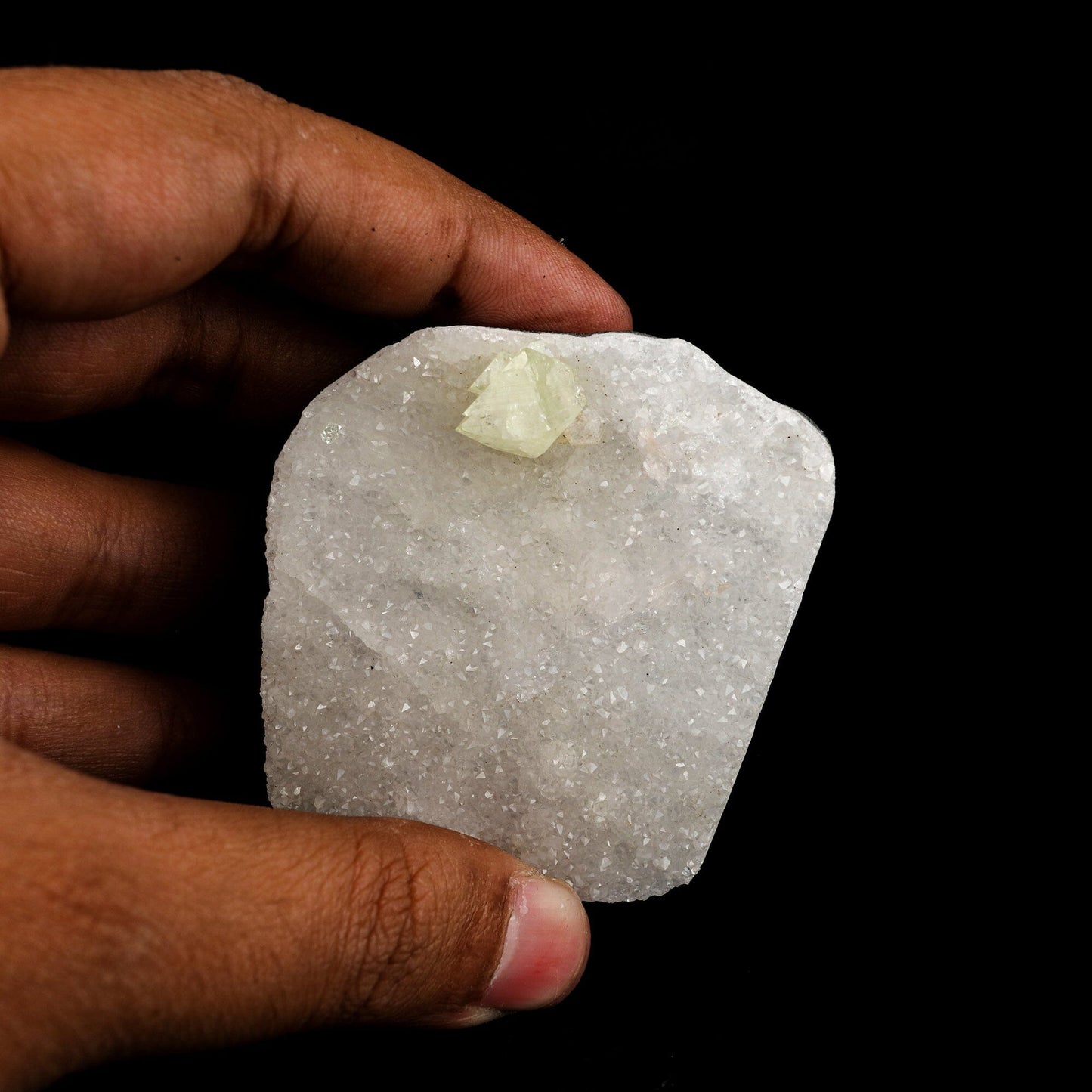Powellite Fluorescent on MM Quartz Free Standing Natural Mineral Specimen # B 6598