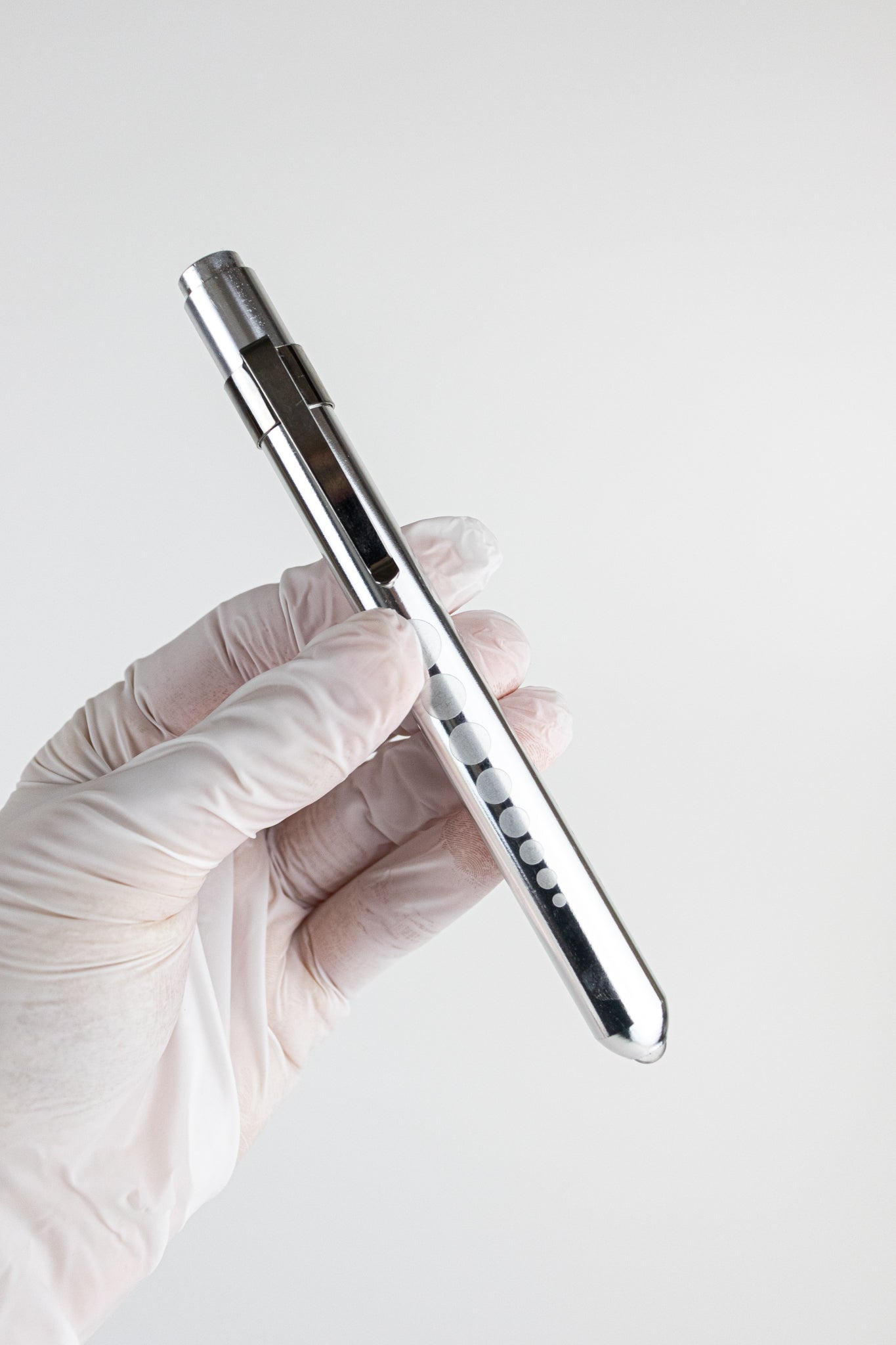 Pupil Gauge Penlight - Stemcell Science Shop