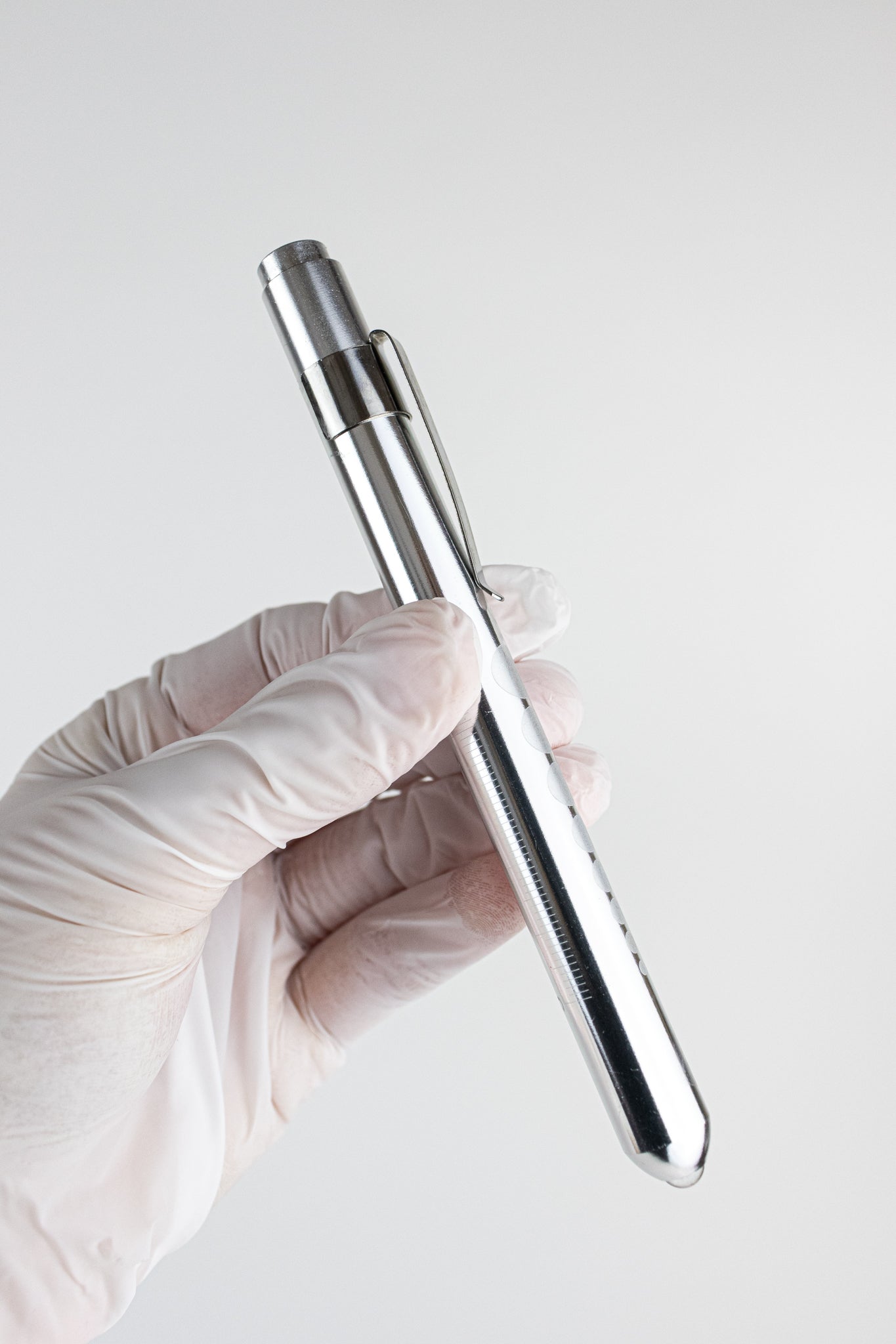 Pupil Gauge Penlight - Stemcell Science Shop