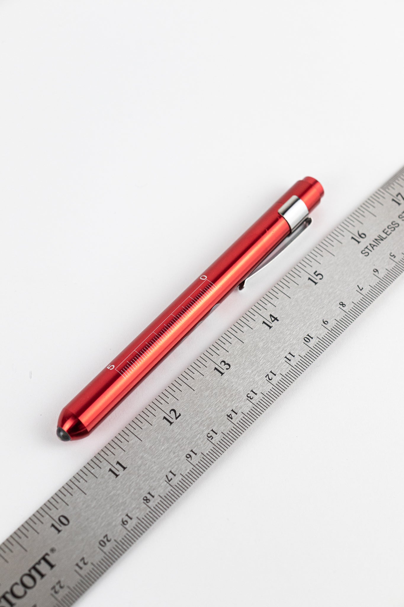 Pupil Gauge Penlight - Stemcell Science Shop